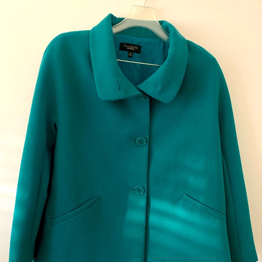 Swing coat